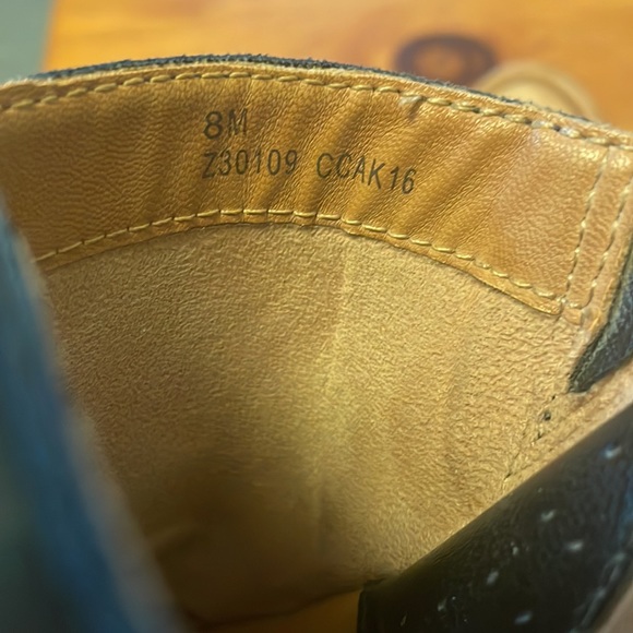 Born open toed wedge black sandals size 8M. - Picture 5 of 6